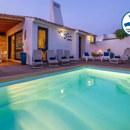 Holiday Home In Albufeira Near Praia Da Oura * Albufeira