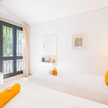 Villa Holiday Home In Albufeira Near Praia Da Oura *